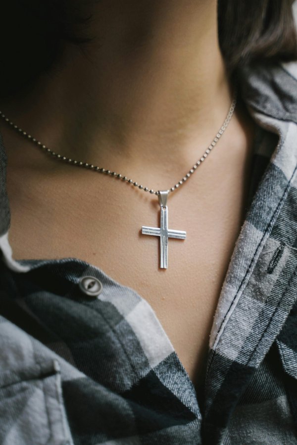 Explore stylish cross jewelry for faith and fashion